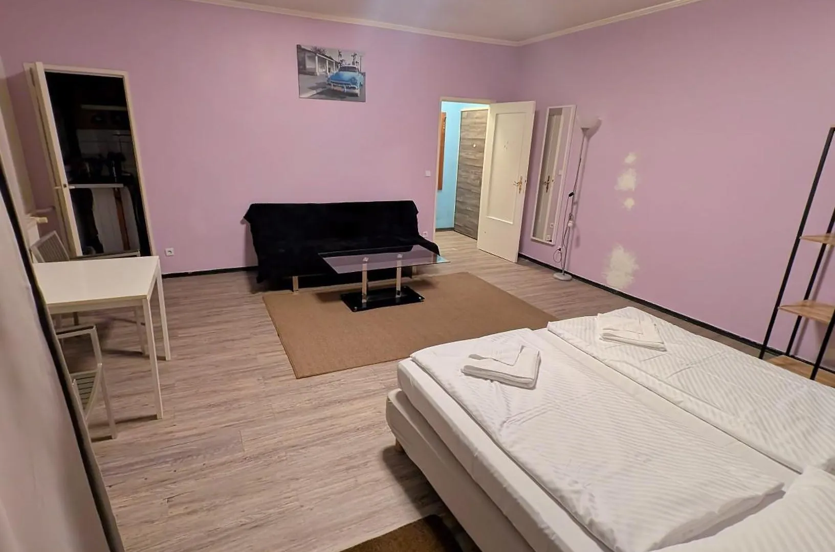 Konukevi Puschkin Rooms Berlin