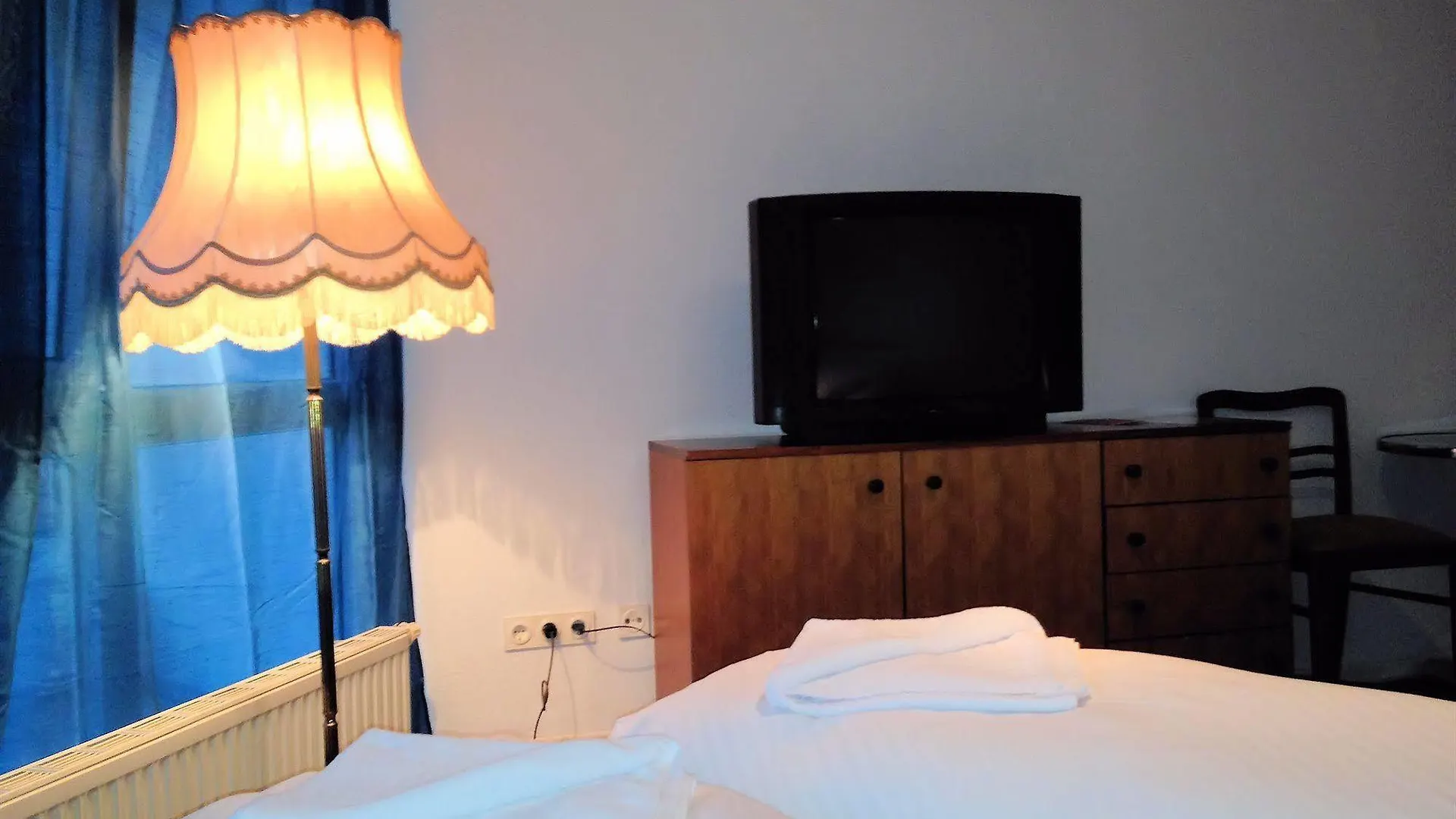 *** Konukevi Puschkin Rooms Berlin Almanya